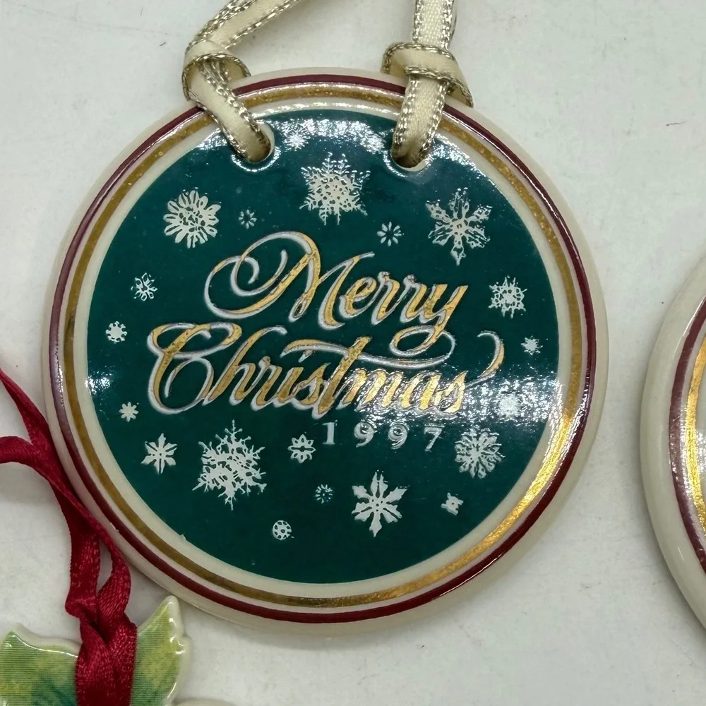Longaberger VTG Christmas Tie‎ On Ornaments Pear Stockings lot of 4